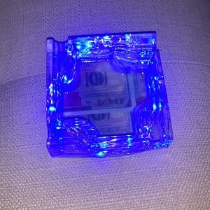 Custom light ashtray